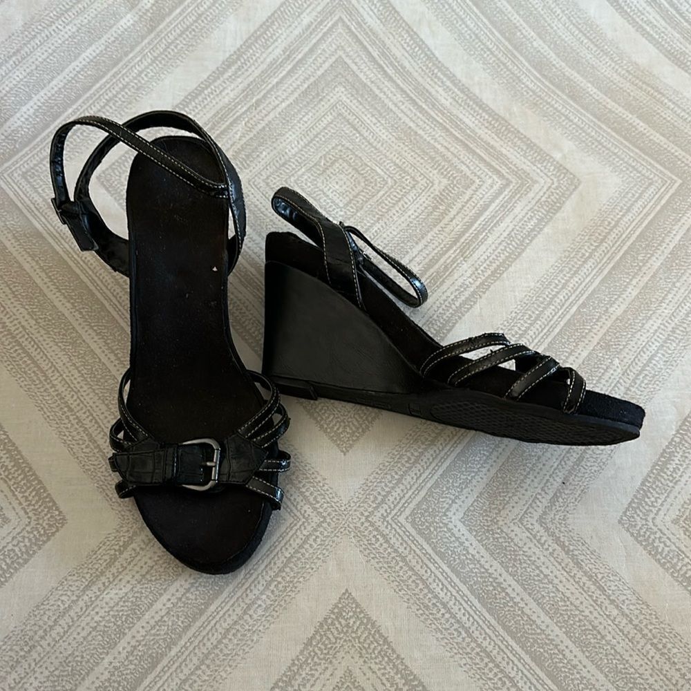 A2 Women’s Black Strappy Wedge Sandals - Size 10